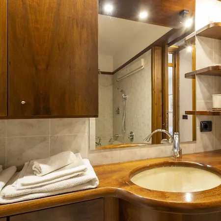 Laura By Interhome Апартаменты Бормио